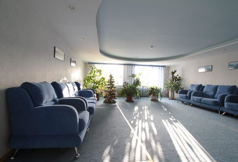 هتل 40 Let Pobedy