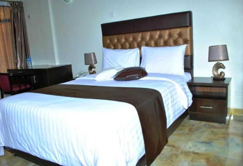 酒店 Airport Plaza