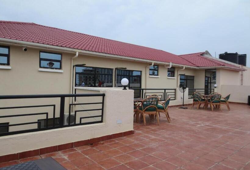 酒店 Airport Plaza