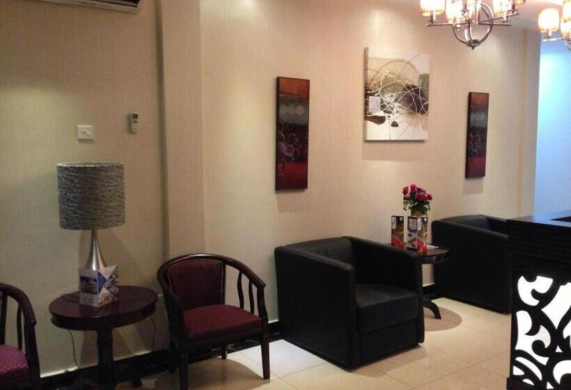 酒店 Airport Plaza