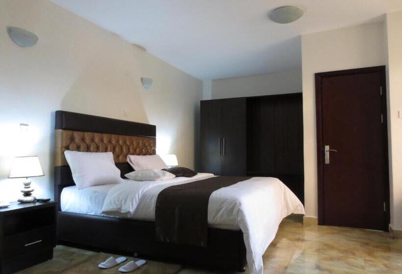 酒店 Airport Plaza