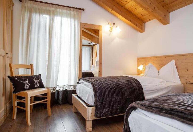 Отель Chalet Giasenei