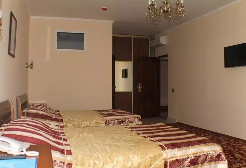 Hotel Complex Versailles
