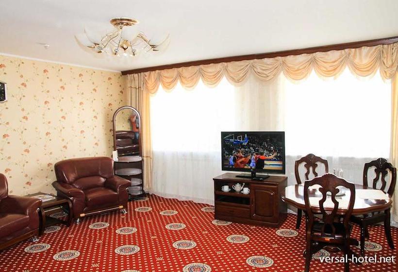 Hotel Complex Versailles