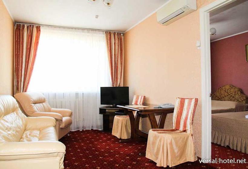 Hotel Complex Versailles