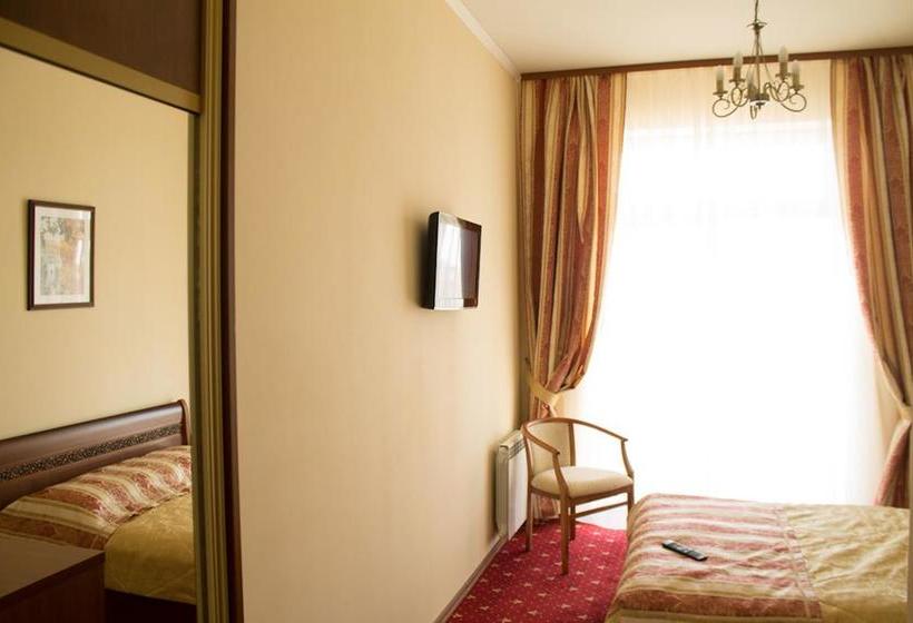 Hotel Complex Versailles