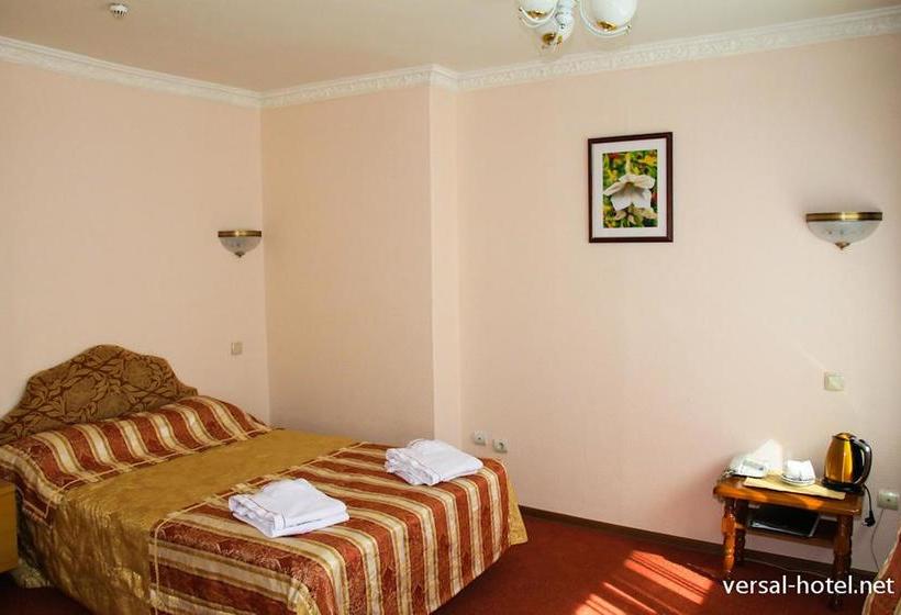 Hotel Complex Versailles