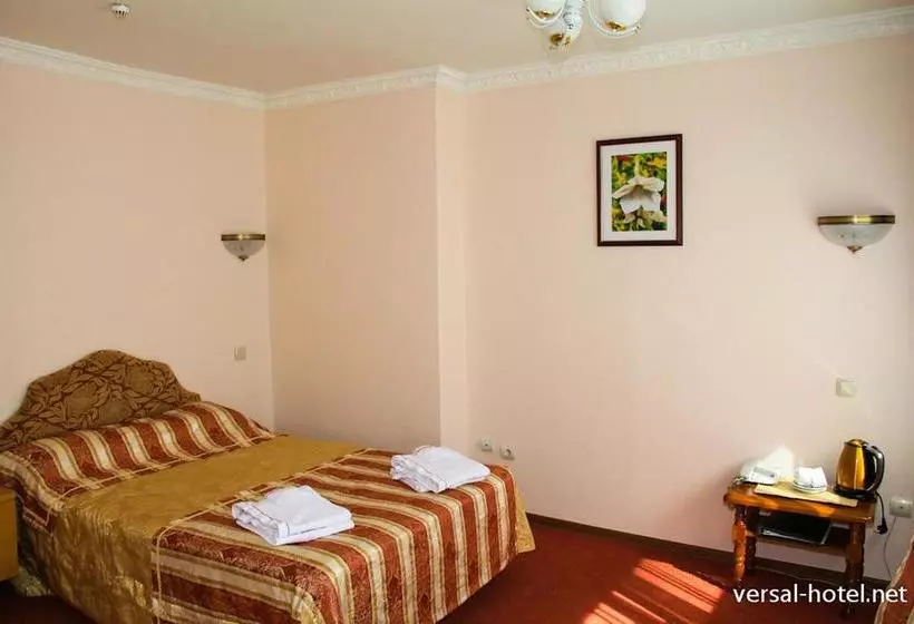 Hotel Complex Versailles