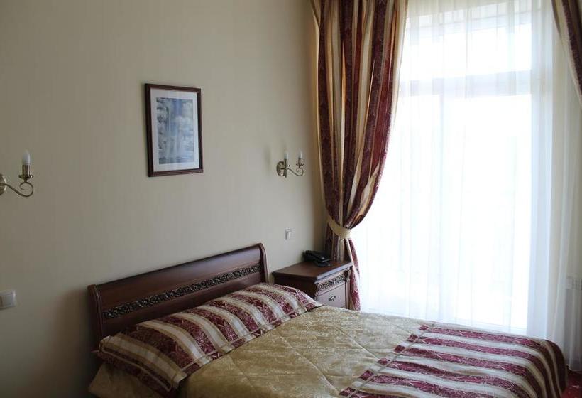 Hotel Complex Versailles