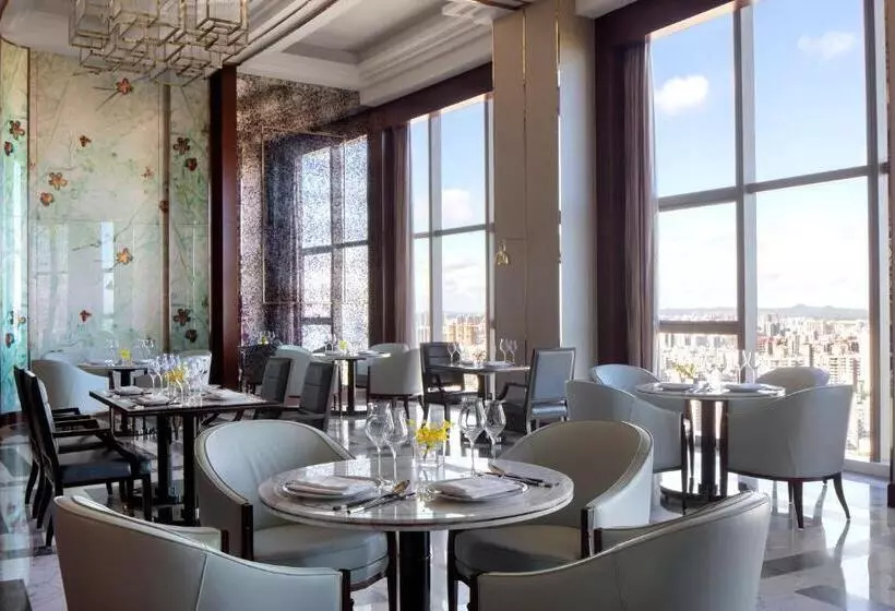 ホテル The Langham Haikou
