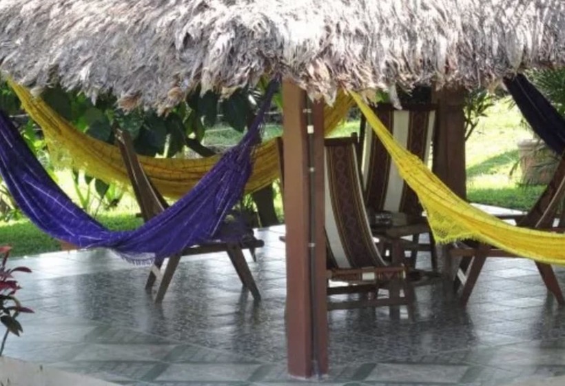 هتل Maya De La Amazonia