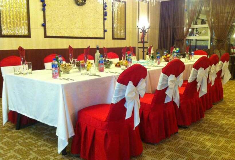 هتل Munkh Khustai