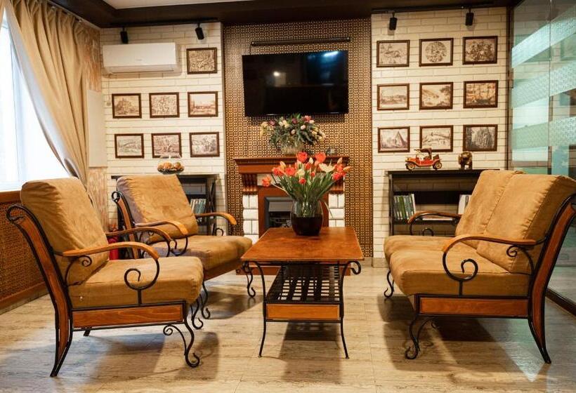 Отель Uyutnyy Dom