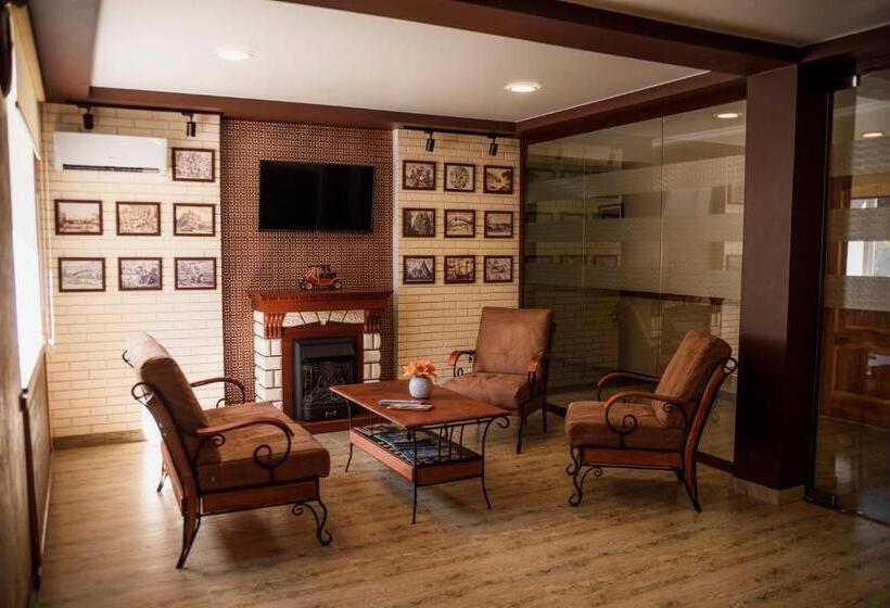 Отель Uyutnyy Dom