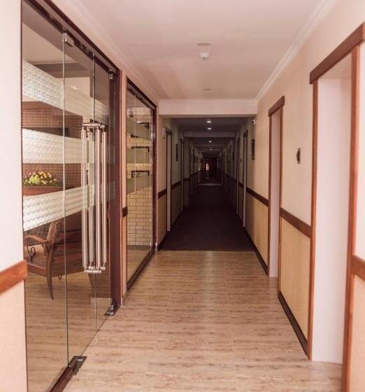 Отель Uyutnyy Dom