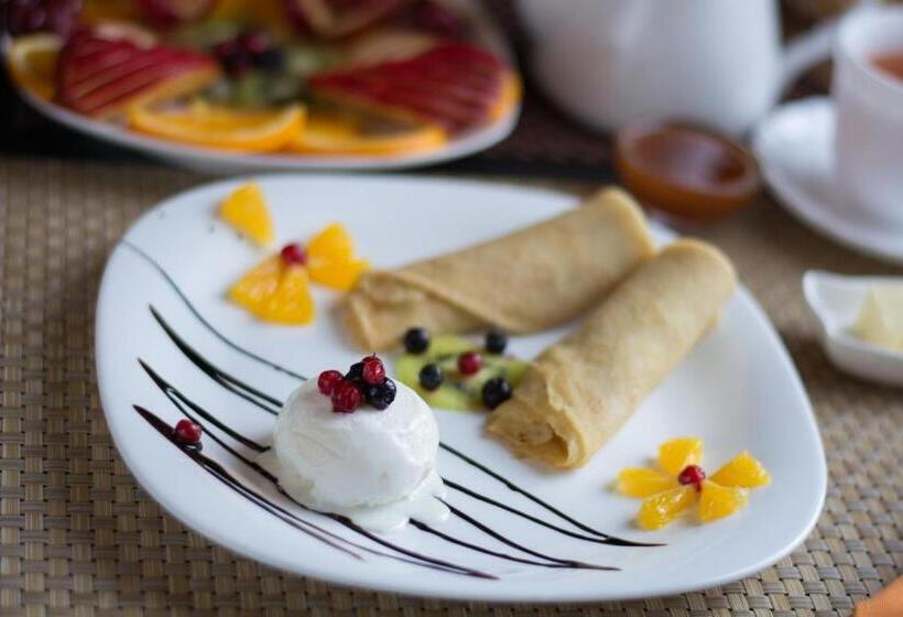 Отель Uyutnyy Dom