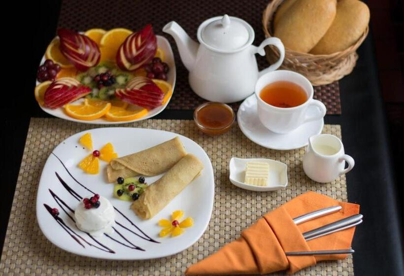 Отель Uyutnyy Dom