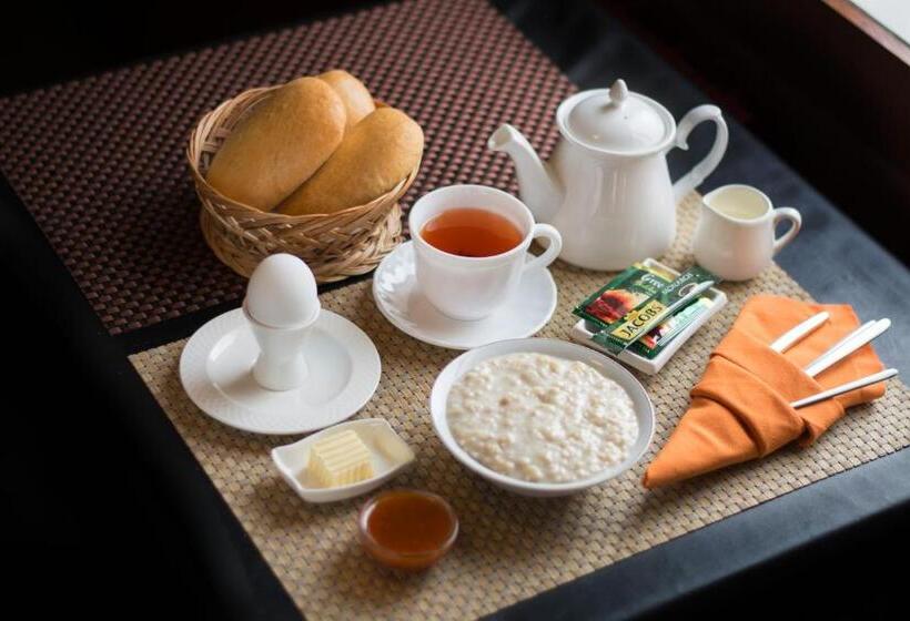 Отель Uyutnyy Dom