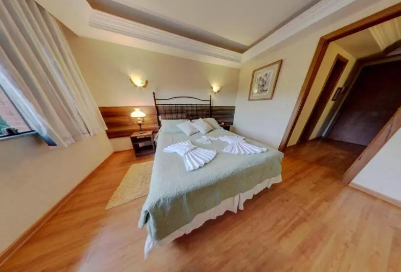 Hotelli Vila Nova