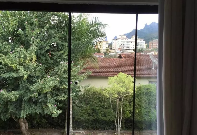 Hotelli Vila Nova