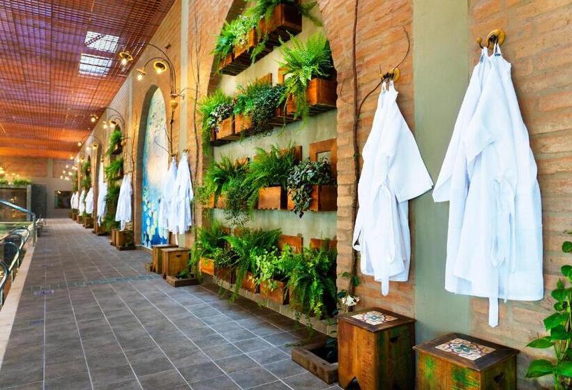 בית מלון כפרי Villa Lobos Spa Romantik