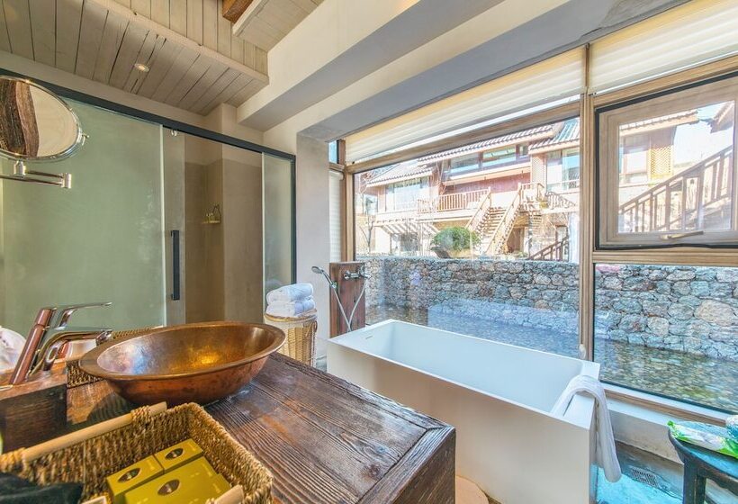 호텔 Villafound Jade Lijiang