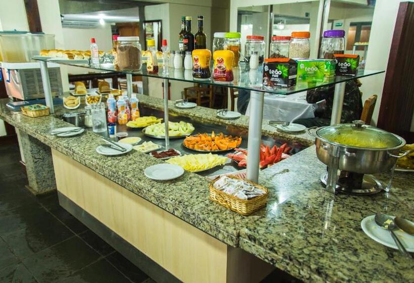 Candeias Hotel Gold Fish