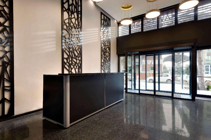 Hawthorn Suites By Wyndham Eskisehir