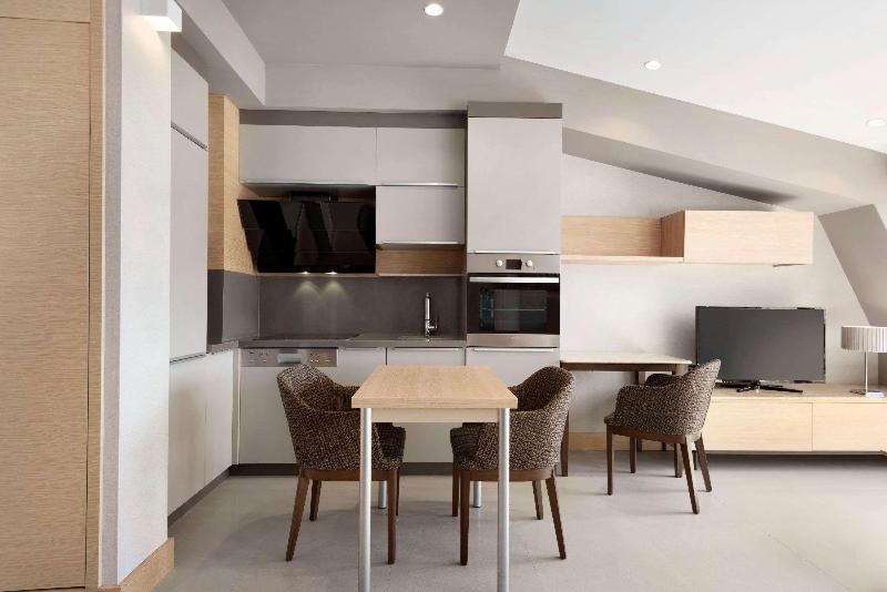 Hawthorn Suites By Wyndham Eskisehir