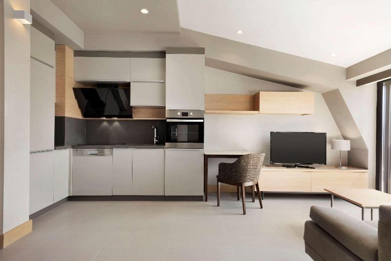 Hawthorn Suites By Wyndham Eskisehir