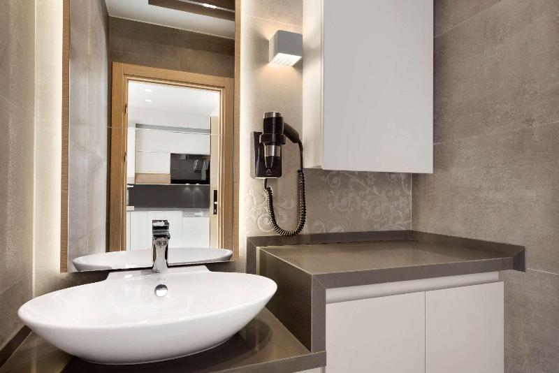 Hawthorn Suites By Wyndham Eskisehir