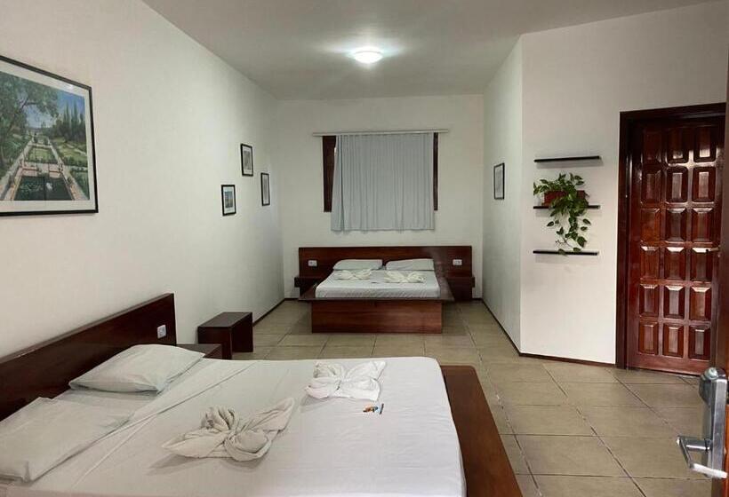 簡易ホテル Pousada Canoa Quebrada