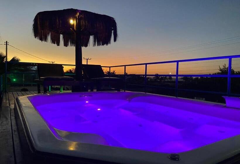 簡易ホテル Pousada Canoa Quebrada