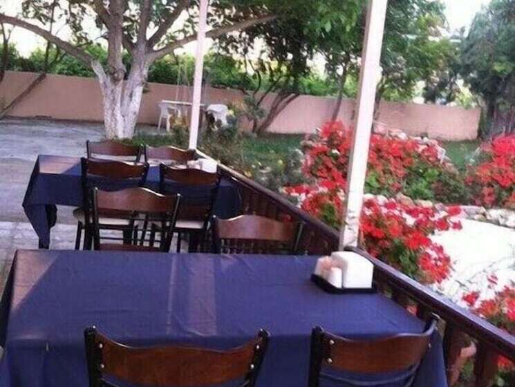 בית מלון כפרי Bebek