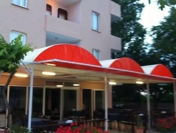 Hotelli Bebek