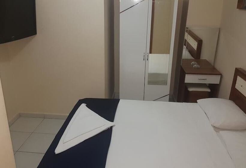 ホテル Feryıl Avm