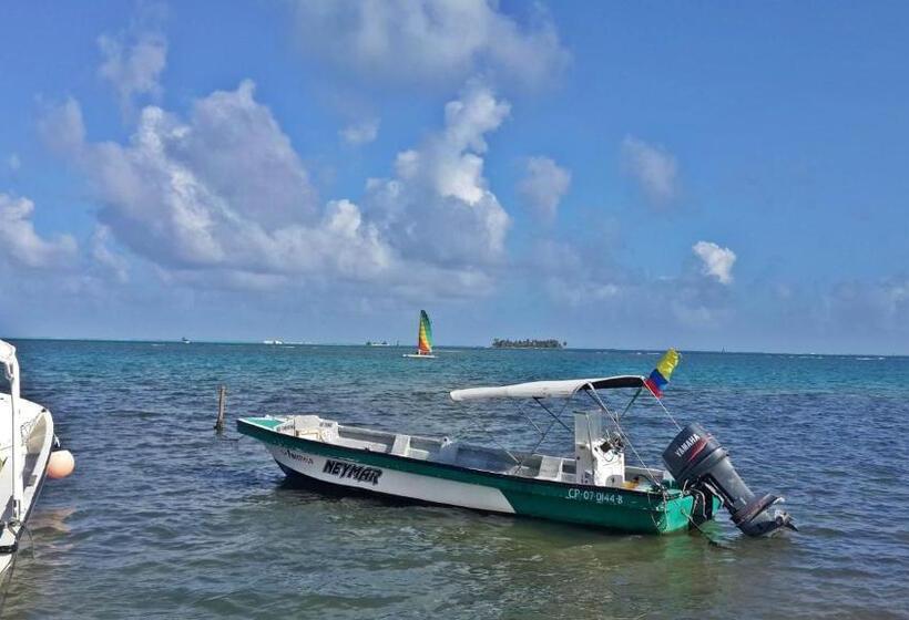 هتل Posada Donde Pilo Avila