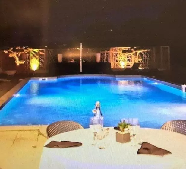 Hotel Sous Les Pins