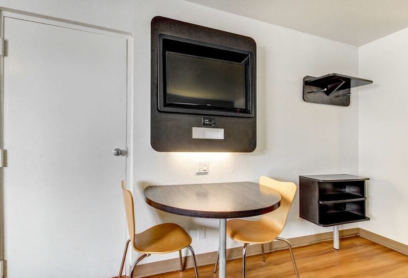 Motel 6 Waco Lacy Lakeview