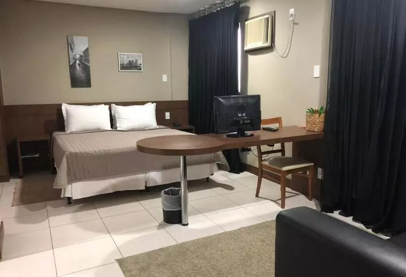 Summit Dom Apart