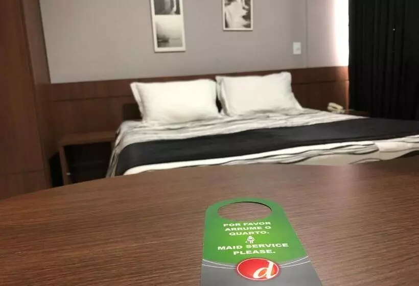 Summit Dom Apart