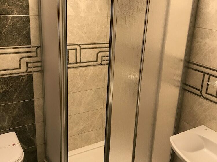 Yuvarlakcay Cinar Butik Otel