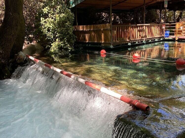 Yuvarlakcay Cinar Butik Otel