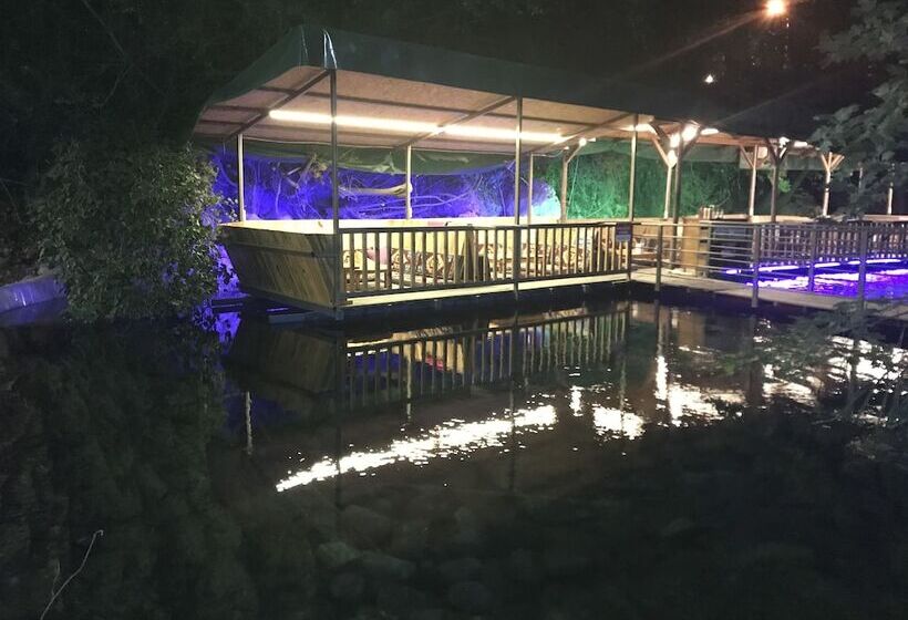 Yuvarlakcay Cinar Butik Otel