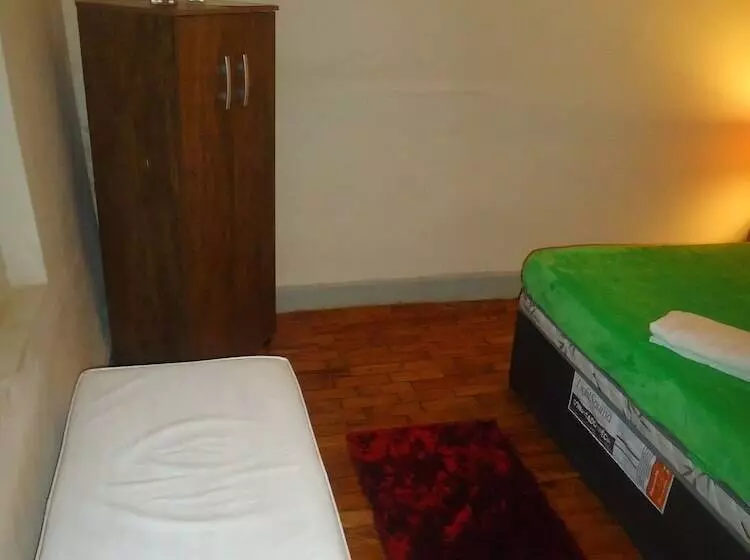 Barroco Hostel