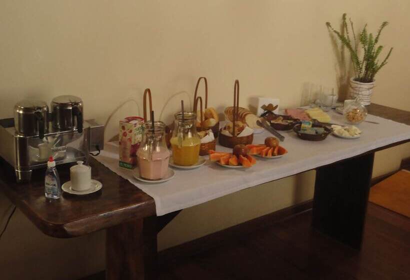 Bed and Breakfast Casa De Campos