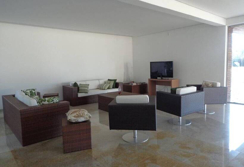 בית מלון כפרי Abrolhos