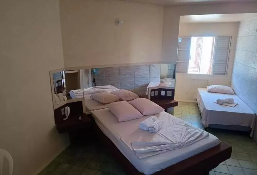 ホテル Comodoro De Livramento