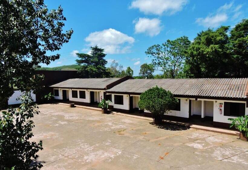 هتل Comodoro De Livramento