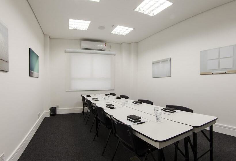 Отель Ibis Styles Maracanau